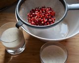 Une image de l'étape 3 de Perles du Japon au lait de coco et graines de grenade.