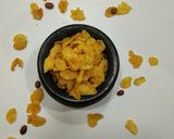 A picture of step 6 of Corn chevda.