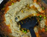 A picture of step 3 of Baingan bharta.