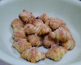 Foto langkah ke 3 dari resep Croissant Mini.