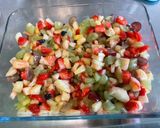 Une image de l'étape 11 de Salade d’ananas aux fraises, raisin et myrtilles.