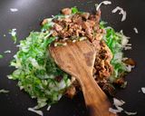 A picture of step 4 of Fried Rice with Small Fried Eggs.