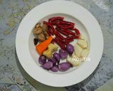 Foto langkah ke 2 dari resep Ayam kukus bumbu pepes.