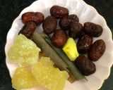 Hình bước làm 1 của món Tuần 2: Trà quế táo đỏ ấm lòng ngày đông
