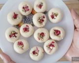 मिल्क पेड़ा(Milk Peda recipe in Hindi) रेसिपी चरण 5 फोटो