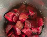 A picture of step 1 of Beetroot Poori aur Sabji.