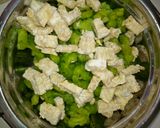 Foto langkah ke 1 dari resep Tumis sayur pare + tempe.