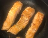 Foto del paso 2 de la receta: Salmón con salsa de pistachos