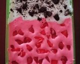 Foto langkah ke 6 dari resep Ice cream homemade (es krim stroberi & vanilla oreo).