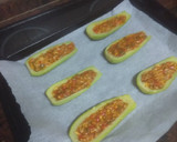 Foto del paso 6 de la receta: Calabacines gratinados y rellenos de jamón cocido y pipas