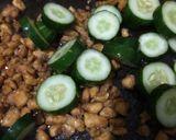 Foto langkah ke 3 dari resep Oyi Namul (Timun Ca Daging ala Korea).