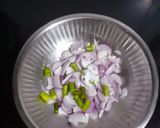 A picture of step 1 of Kanda Pakoda.