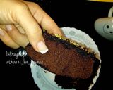 عکس مرحله 6 از دستور کیک شکلاتی با سس شکلات