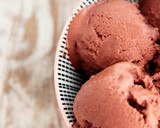 Foto del paso 9 de la receta: Helado casero de chocolate sin azúcar, sin edulcorantes y sin huevo