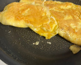 Foto del paso 3 de la receta: Bocata de tortilla francesa con parmesano ¡un descubrimiento!