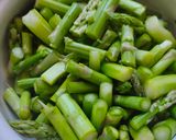 Foto langkah ke 1 dari resep Tumis asparagus.