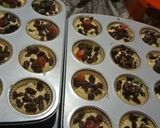 A picture of step 5 of Chocolate mixed fruits muffins.