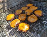 Foto del paso 4 de la receta: Hamburguesa a la parrilla