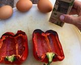 Foto del paso 3 de la receta: Pimientos asados a la parrilla con huevo