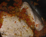 Foto del paso 3 de la receta: Pechugas de pollo con leche de coco y picadillo de pimientos