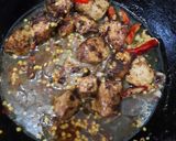 A picture of step 2 of Chicken jalfrezi.