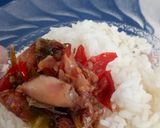 Foto langkah ke 3 dari resep Cumi asin sambal pelangi.