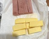 Foto del paso 3 de la receta: Pancitos Jamón Queso