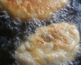 Foto del paso 6 de la receta: Empanada de pollo y champignones!!
