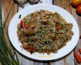 Foto langkah ke 6 dari resep Cah Taoge Ayam Kucai.