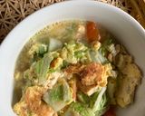 Foto langkah ke 3 dari resep Sop sawi telur.