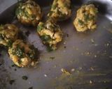 A picture of step 6 of Stuffed Palak Paratha.