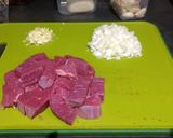 A picture of step 1 of Easy Brazilian Beef Strogonoff.