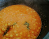 Foto del paso 10 de la receta: Garbanzos con sepia y langostinos