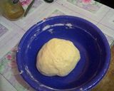 Foto langkah ke 5 dari resep Pizza homemade simple.