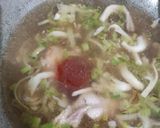 Foto langkah ke 5 dari resep Tomato ramen/Ramen kuah tomat/Mi kuah tomat.