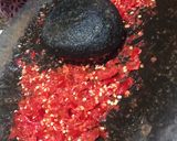 Foto langkah ke 2 dari resep Sambal ikan sarden kentang balado.