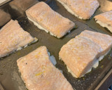 Foto del paso 3 de la receta: Salmón con bechamel de puerros