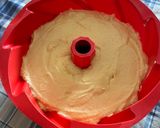 A picture of step 5 of Condensed Milk and Lemon Bundt Cake.