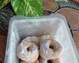 Foto langkah ke 9 dari resep Donat TigaDara.