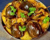 भरवाँ बैंगन और आलू की सब्जी (bharva baingan aur aloo ki sabzi recipe in Hindi) रेसिपी चरण 6 फोटो