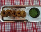 A picture of step 5 of Urad dal pakora.