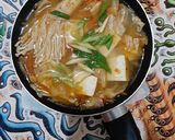Foto langkah ke 3 dari resep Sup Tahu Pedas.