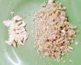 Hình bước làm 1 của món Thịt ba chỉ xào mắm ruốc