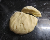Foto del paso 2 de la receta: Pasta frola de dulce de batata y chocolate sin manteca