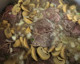 Foto del paso 2 de la receta: Lomo al champignon sin crema de leche - Lomo Strogonof sin crema de leche