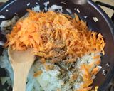 Foto del paso 3 de la receta: Guiso de zapallo italiano y acelga con arroz árabe a mi manera