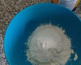 Foto del paso 1 de la receta: Bizcochitos caseros (3 ingr.)