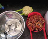 A picture of step 2 of Dates Halwa.