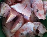 Foto langkah ke 1 dari resep Ikan Nila Kuah Pedes Nikmat.