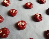 Foto langkah ke 3 dari resep Red velvet almond cookies.